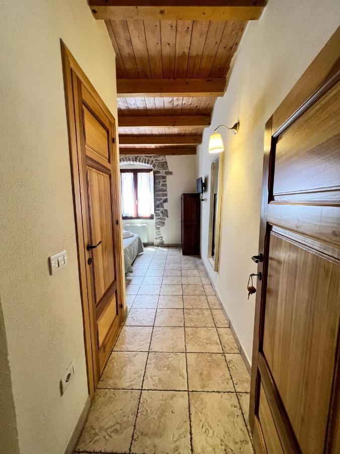 La Vecchia Torre Hotel Bosa Luaran gambar