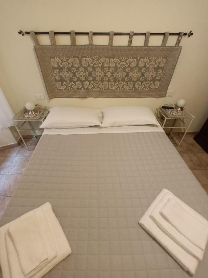 La Vecchia Torre Hotel Bosa Luaran gambar